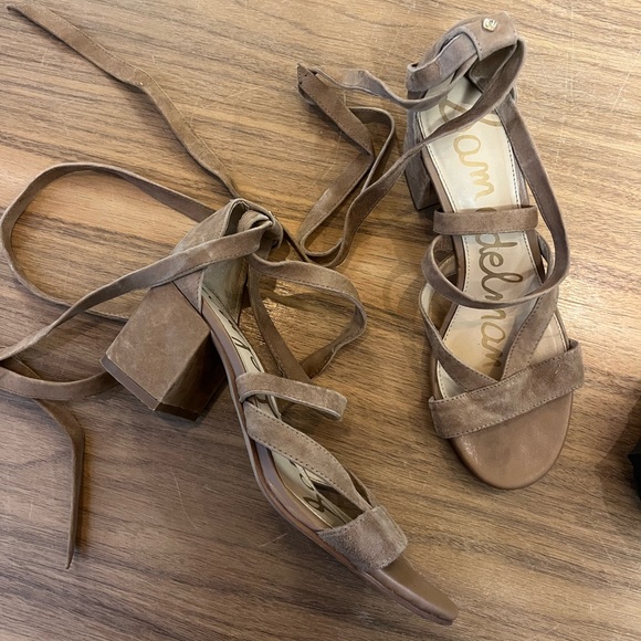 Sam Edelman Sheri Suede City Sandals, Golden Caramel - Picture 3 of 8
